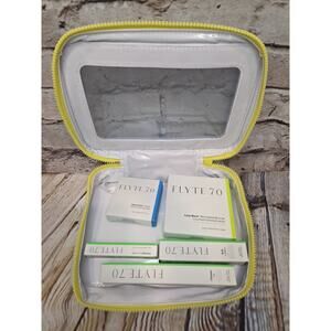 Flyte 70 Gift Set Beauty Makeup Set In Traveling Case